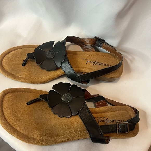 Natural Soul Shoes - Naturalizer Black and Tan Womens Sandals